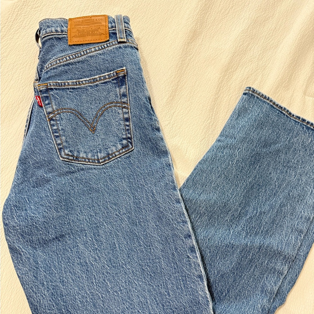 Levi's Ribcage Straight Ankle Women's Jeans